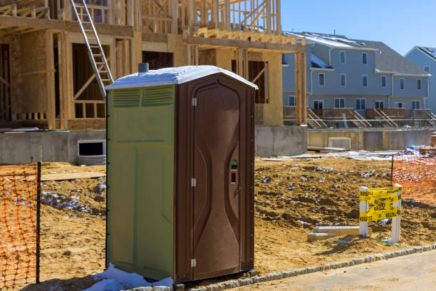 Best Portable restroom trailer rental  in East End, AR